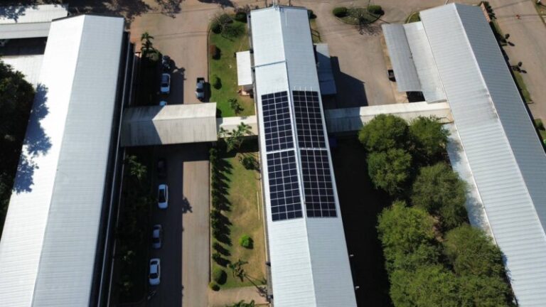 ติดตั้งโซล่าเซลล์นาว้า